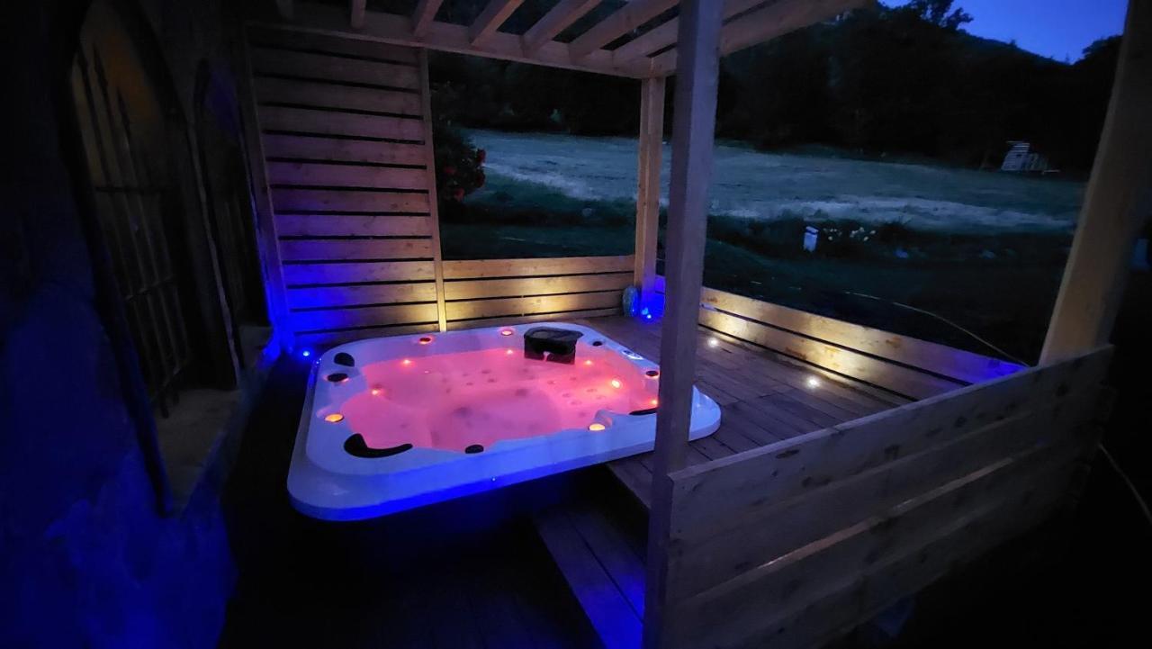 Chalet Serre Cambeou Piscine&Spa سا شيفري المظهر الخارجي الصورة