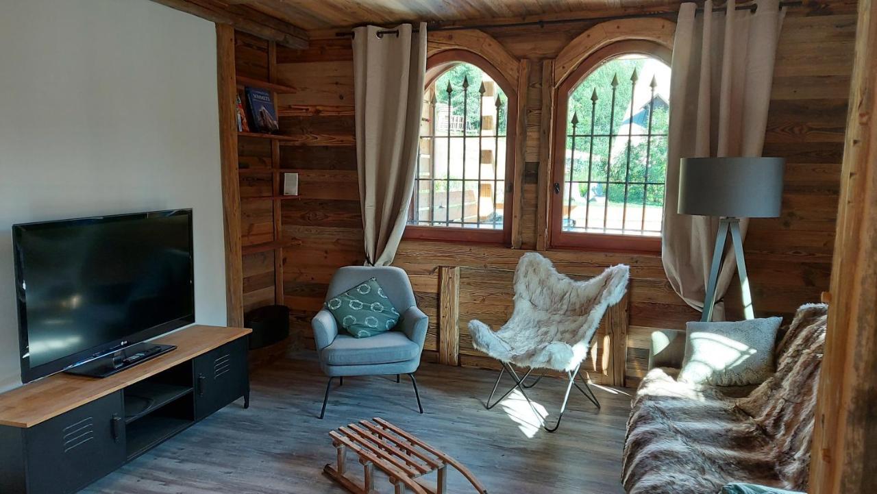 Chalet Serre Cambeou Piscine&Spa سا شيفري المظهر الخارجي الصورة