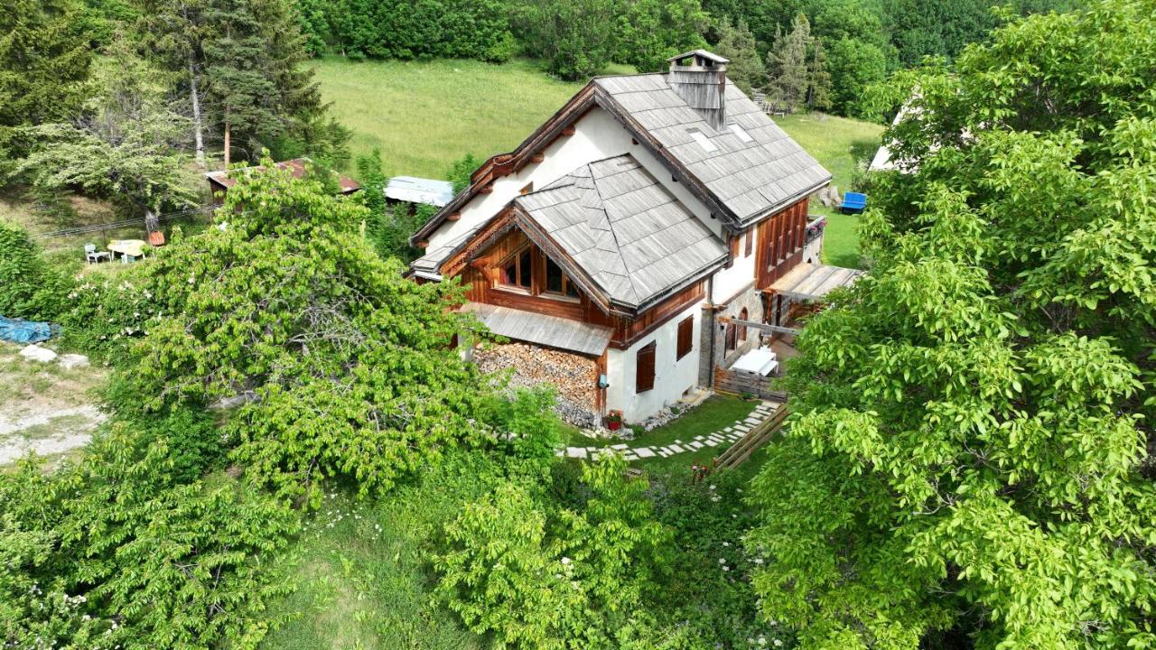 Chalet Serre Cambeou Piscine&Spa سا شيفري المظهر الخارجي الصورة